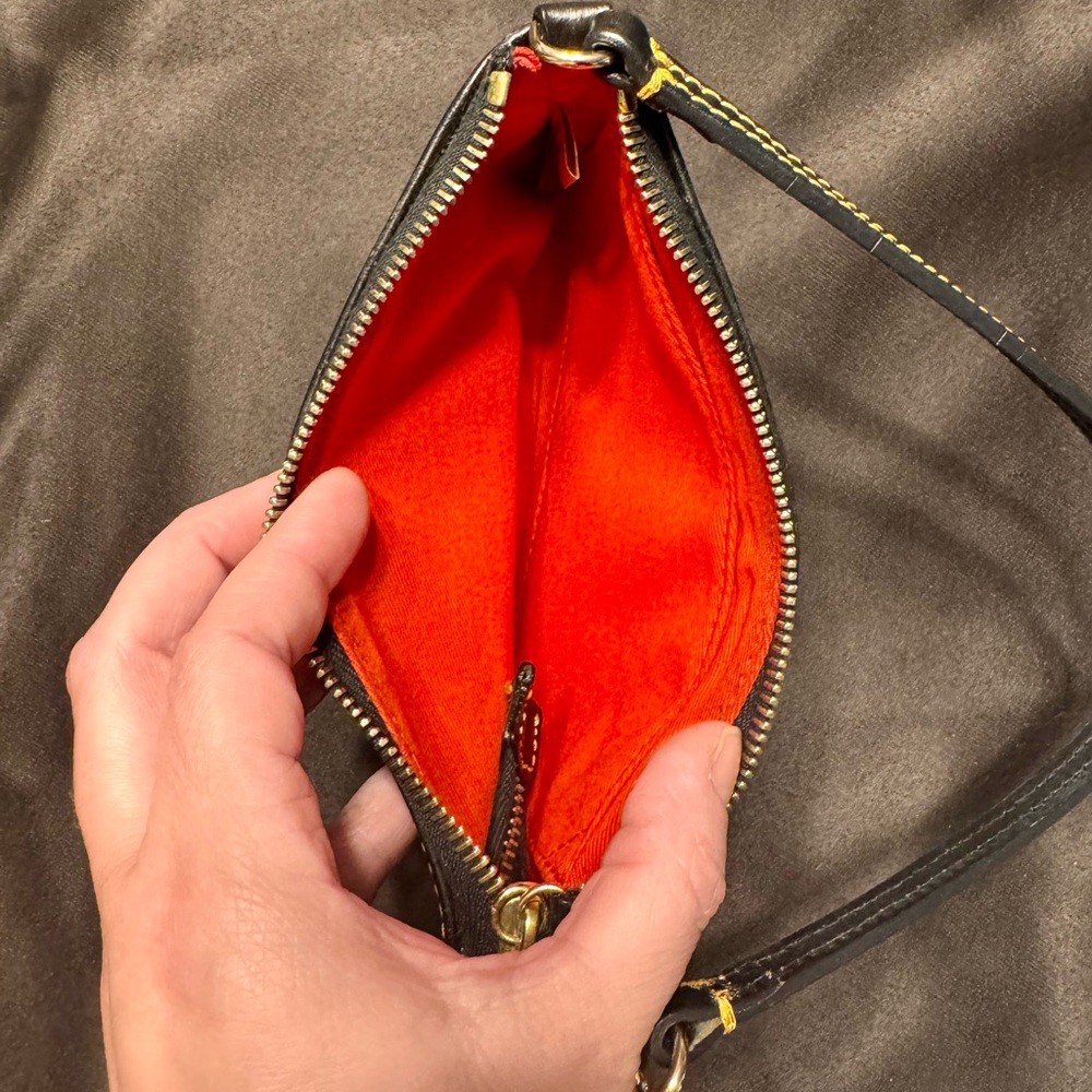 ✨ VINTAGE Dooney & Bourke Charms Collection Wristlet - PRISTINE/UNUSED ✨ - Picture 6 of 6